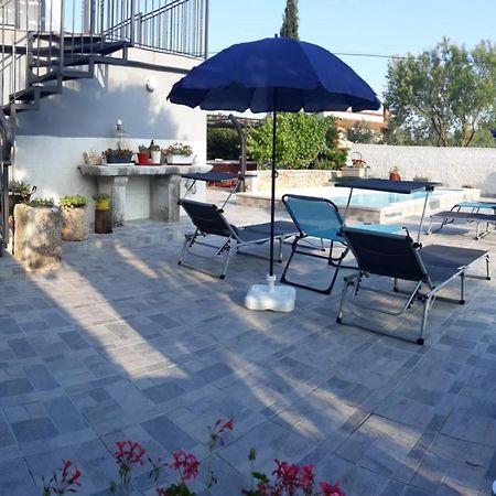 Holiday Home Dioniza Воднян Екстер'єр фото