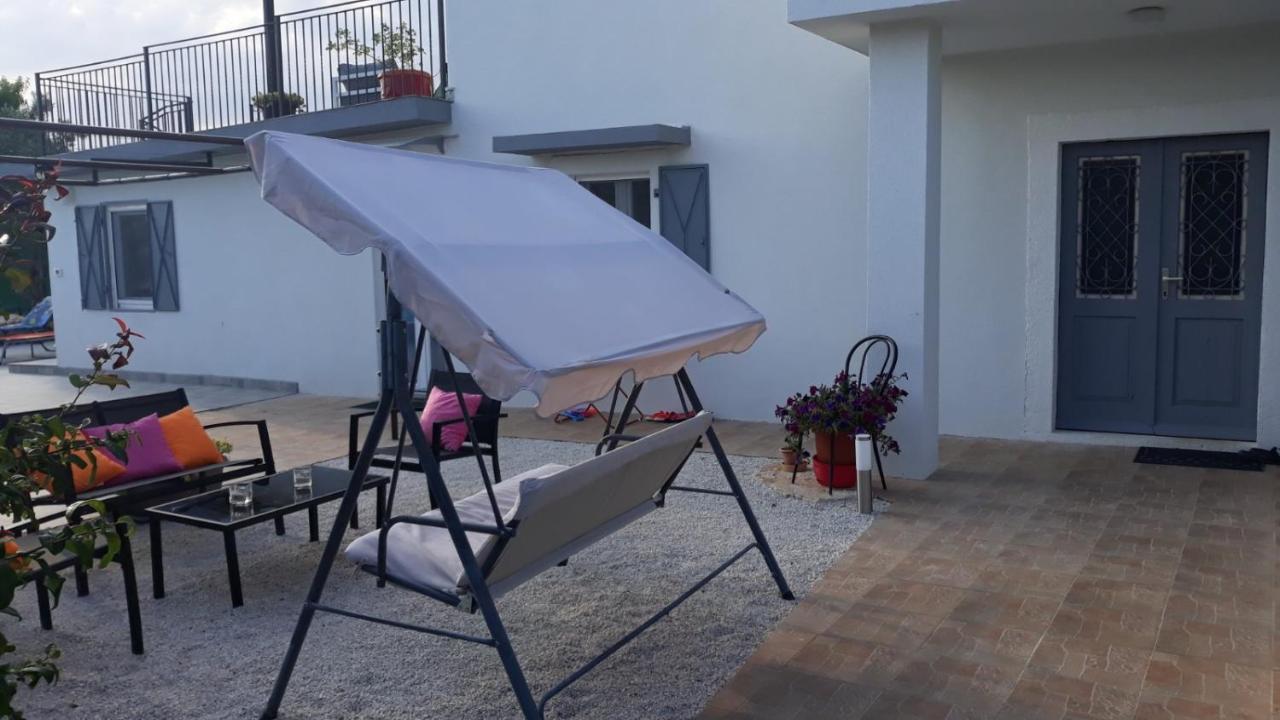 Holiday Home Dioniza Воднян Екстер'єр фото