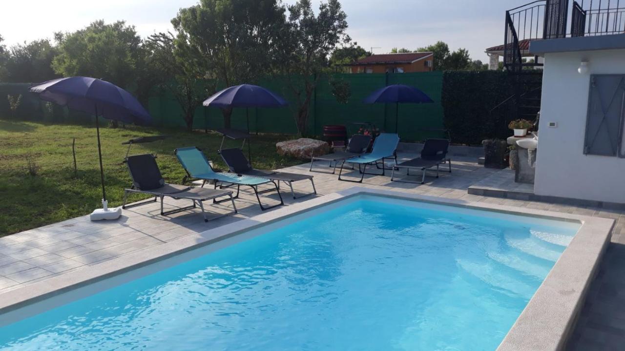 Holiday Home Dioniza Воднян Екстер'єр фото
