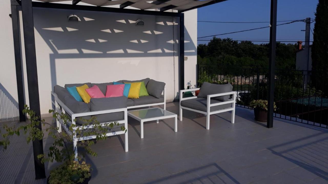 Holiday Home Dioniza Воднян Екстер'єр фото