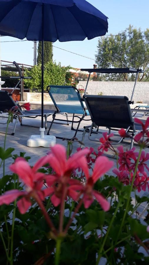 Holiday Home Dioniza Воднян Екстер'єр фото