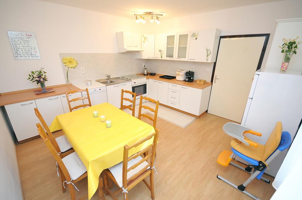 Holiday Home Dioniza Воднян Номер фото