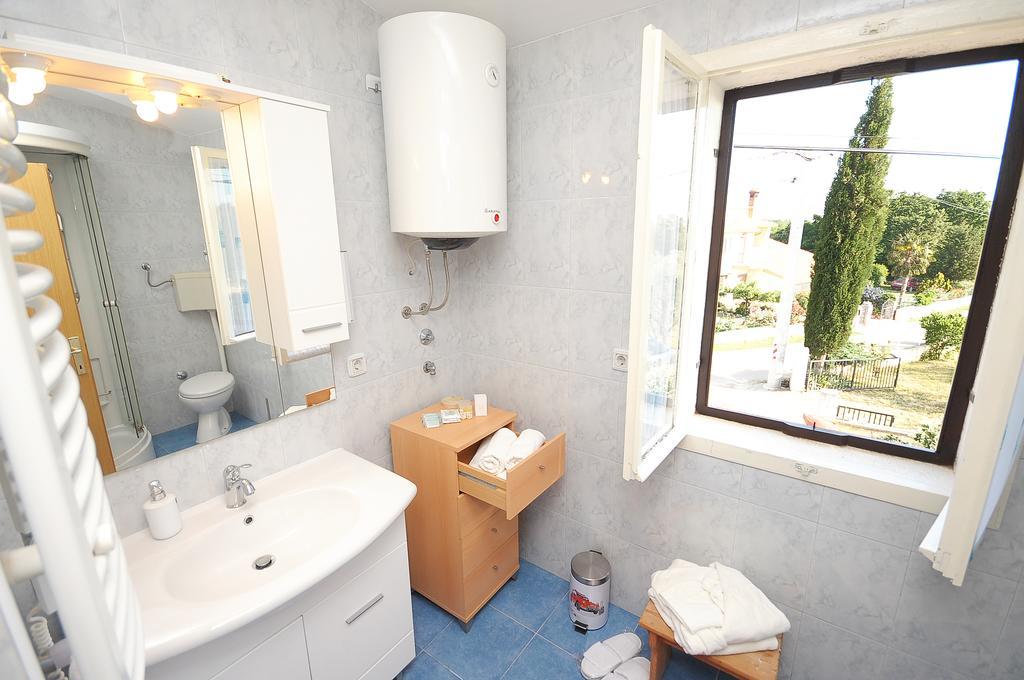 Holiday Home Dioniza Воднян Номер фото